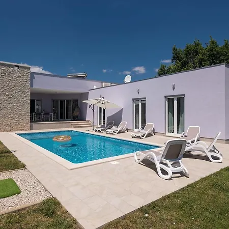 Villa Lavanda-labin Veli Turini