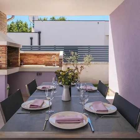Lavanda-labin Villa *